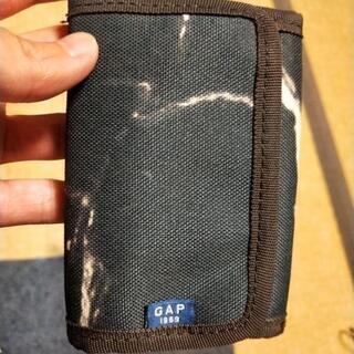 GAP三つ折財布
