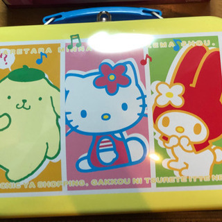 新品未使用　サンリオ　サンドイッチケース　水筒　おしぼりケースの画像