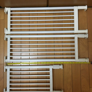 突っ張り棚　2+1個