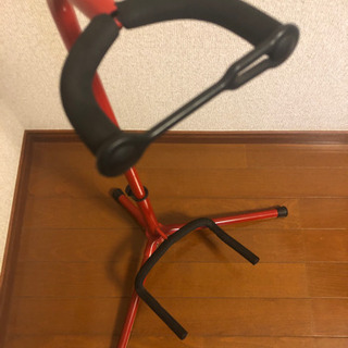 PLAYTECH ギタースタンド レッドの画像