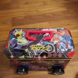 仮面ライダーゼロワン　入れ物の画像