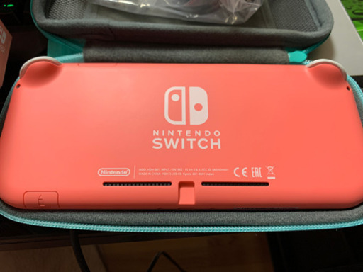 Nintendo Switch light コーラル
