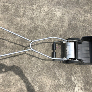 ·手動式 芝刈り機（20cmカット幅）の画像