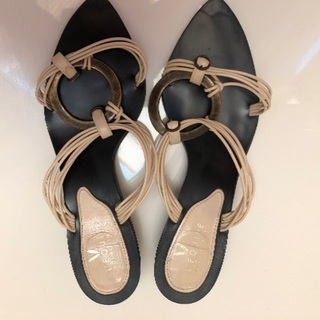 L’EQUIPE YOSHIE INABA サンダル　23.5 差し上げますの画像