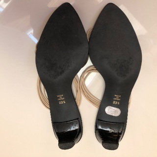 L’EQUIPE YOSHIE INABA サンダル　23.5 差し上げますの画像