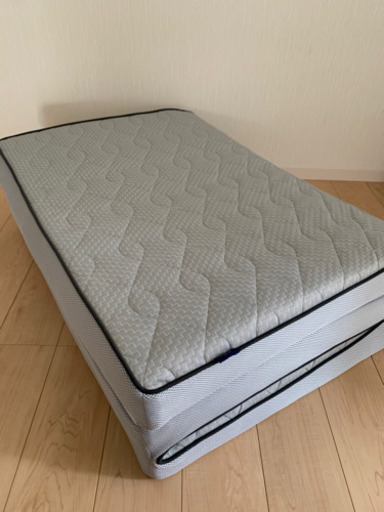 アイリスオーヤマ　エアリーマットレス(11㎝)シングル