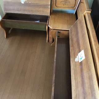 リビングベンチの画像