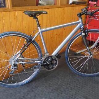自転車屋の中古 クロスバイク メーカー不明 175㎝前後の方に最適です。