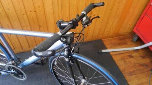 自転車屋の中古　クロスバイク　メーカー不明　175㎝前後の方に最適です。