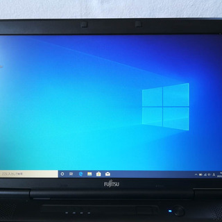 ノートパソコン(G) 富士通 LIFEBOOK A572/E CPU:core i3 メモリ:4GB