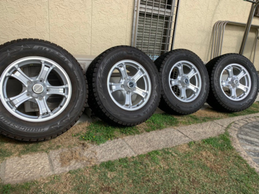 ランクル200用スタッドレス綺麗です！最終値下げ