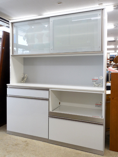 大型！　収納力抜群！　キッチンボード　リサイクルショップ札幌　買取本舗　西野店 買取強化中】大型冷蔵庫 レンジボード 食器棚 キッチンボード