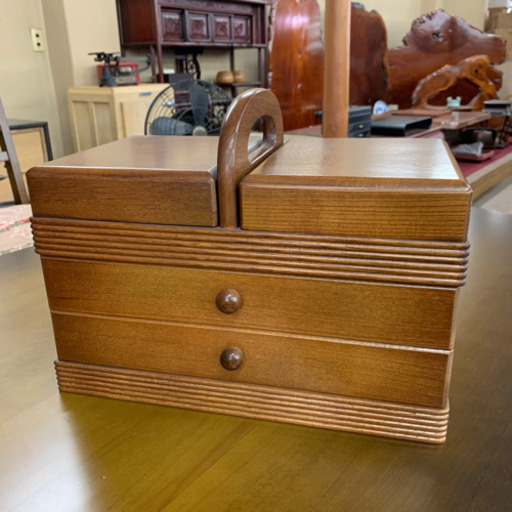 美品‼️裁縫箱・ソーイングボックス⑴