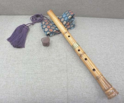 和楽器 尺八 一尺八寸 5孔 虚竹 横山勝也監製 琴古流 木製(楓材) 袋 歌口キャップ付き ペイペイ対応 札幌市西区西野