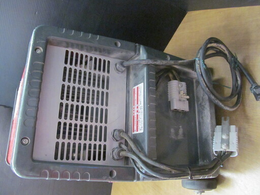 【引取り限定 戸畑本店】新ダイワ バッテリー溶接機 中古品 SBW150DⅡ