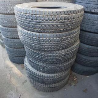 205/85R16 ダンロップ スタッドレスの画像