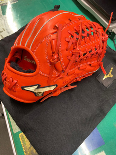 軟式グローブ　内野手用