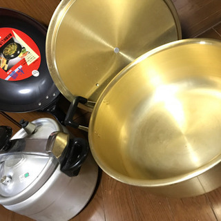 圧力鍋、大鍋、中華鍋