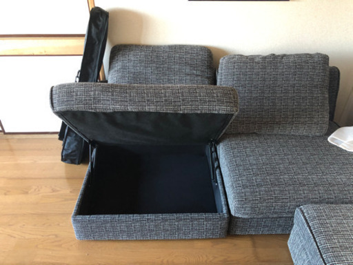 落ち着いたデザインのソファーベッド