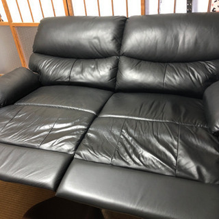 本革電動リクライニング2人掛けソファー