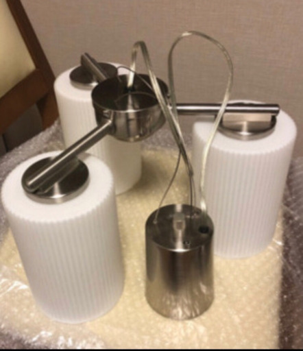 吊り下げ型電灯