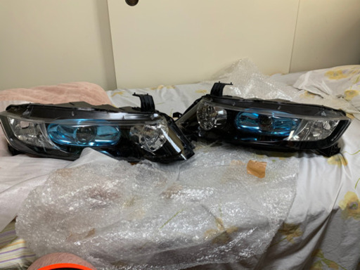 オデッセイ　rb1 ヘッドライト　社外