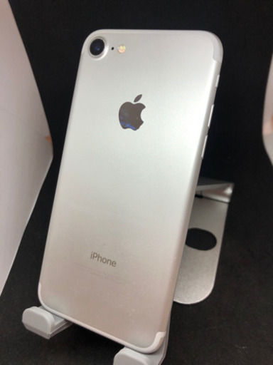 【良品】 iPhone7 32GB    #053