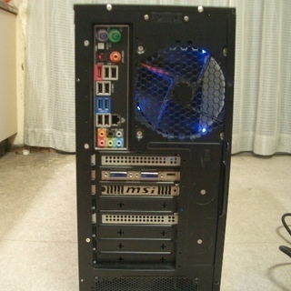 自作ゲーミングPCの画像