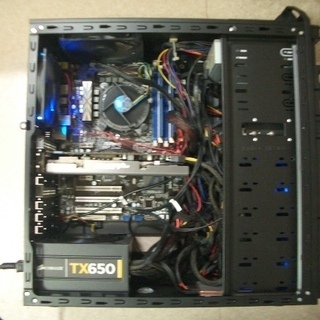 自作ゲーミングPCの画像