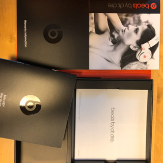 『譲る方が決まりました。ありがとうございました』説明文をお読みください！Beats by Dr.Dre Solo HD White（レア）ビーツバイドクタードレ　ヘッドホン。の画像