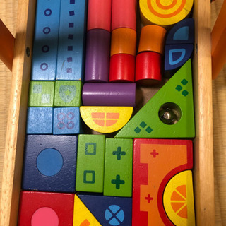 積み木の手押し車の画像