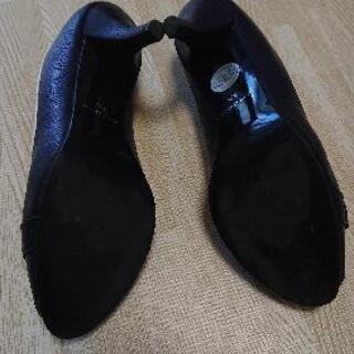 ナチュラルビューティー 靴 パンプス 23.5 中古の画像