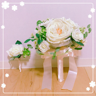 ブーケ&ブートニア&花冠　3点セットの画像