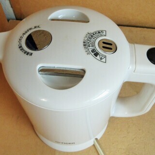 ☆タイガー魔法瓶 TIGER PFY-A081 0.8L 電気ケトル◆飲みたいときに飲みたい分だけの画像
