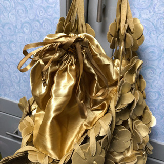 【お値引き】金色花モチーフトートバック　未使用品の画像