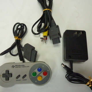 任天堂　スーパーファミコ　ＳＨＶＣ－００１　通電のみ　部品取りの画像
