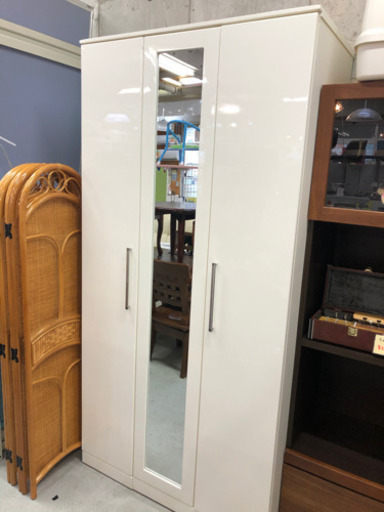 ●販売終了●洋服タンス　クローゼット　収納棚　ホワイト　中古品　イタミ有