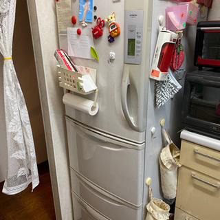 冷蔵庫　HITACHI R-S38MPAML（車などで持っていっ...