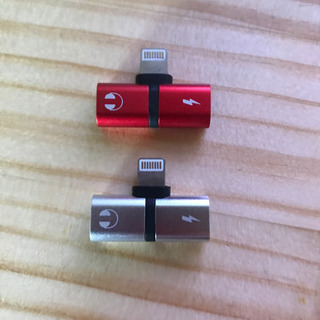 🍄iphone Lightning 2ポート 変換アダプター 【残り１個】の画像