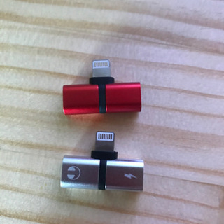🍄iphone Lightning 2ポート 変換アダプター 【残り１個】の画像