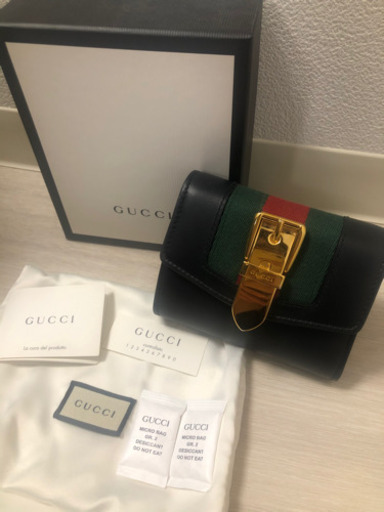 ※再お値下げ中【美品】GUCCI シルヴィ  財布