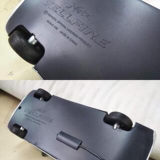 ミニカー（おもちゃ・玩具）20 ヴェルファイア 20系 1Ｆ7 シルバー 銀 トヨタ 【非売品】 色サンプル 色見本 カラーサンプル 展示中古１台限りの画像
