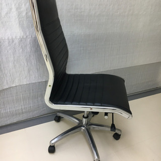 デスクチェア　レザーの画像