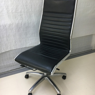 デスクチェア　レザーの画像