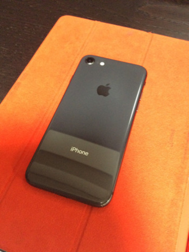 iPhone 8. 64GB. SIM free フリー. 