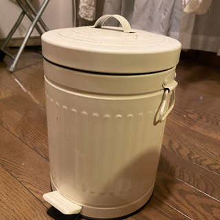 ゴミ箱　※6/13(土)に取りに来られる方限定！