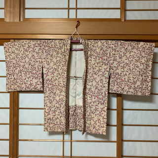 お洒落柄　着物羽織り　【リメイク】【古布】女性用