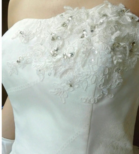 ウェディングドレス　AVICA　ARIETTA 結婚式 