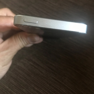 iPhoneSE 16GB simフリー　iOS最新‼️の画像