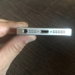 iPhoneSE 16GB simフリー　iOS最新‼️の画像